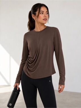 Lululemon Long Sleeve Ruched Performance Top